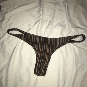 AMA bikini. Brazilian bikini
